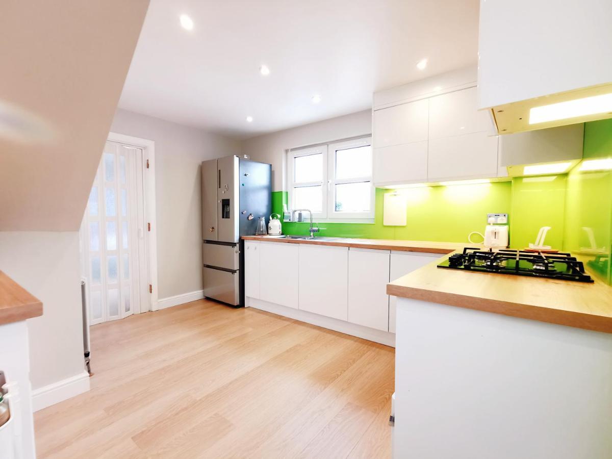 Modern And Spacious Double&King Bedrooms Both With Private Bathrooms Edinburgh Exterior foto